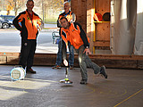 Hary in seiner extremen Seitenlage . . .