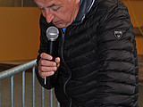 Hubert macht die Begrüssung