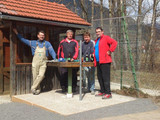 und des ESR Stammplatzerl am Fuaßbollplotz is fertig!